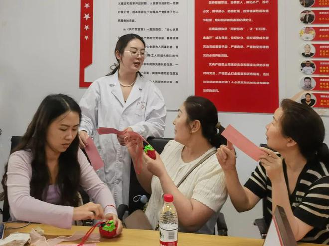 金堂县妇联开展情系“卡嫂”关爱活动CQ9电子平台巾帼有爱・妇联暖新｜(图7)
